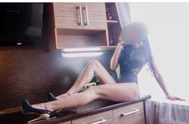 Марина, тел. 8 960 776-23-71 — массаж ню и не только