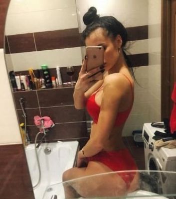 самая дешевая проститутка Оля, 22 лет, закажите онлайн