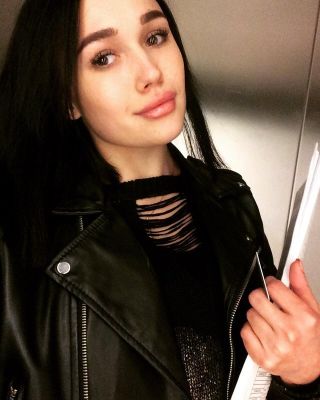 Nathalie — анал с толстой шлюхой в Питере