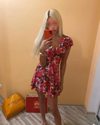 Снять девушку на час (Селена, 27 лет)
