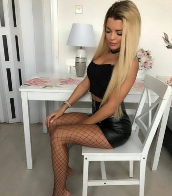 Вызвать девушку для секса (Веста, рост: 160, вес: 53)