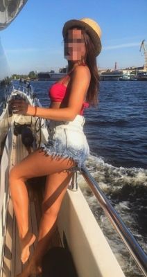 Ася, 25 лет — проститутка в Питере