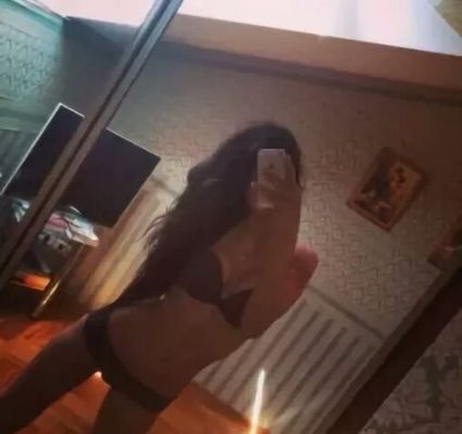 Заказать девушку от 4500 руб. в час (Лана, 27 лет)