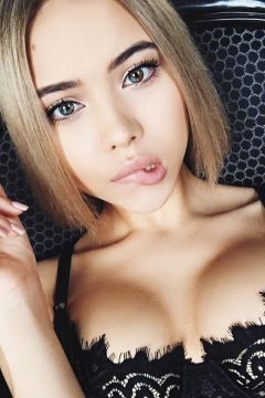 Аня — массаж «Ветка сакуры»