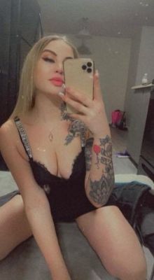 Вика — анал с толстой шлюхой в Питере